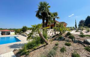 Elegant Italian Retreat Surrounded by Vineyards - Piana del Salto, Italy