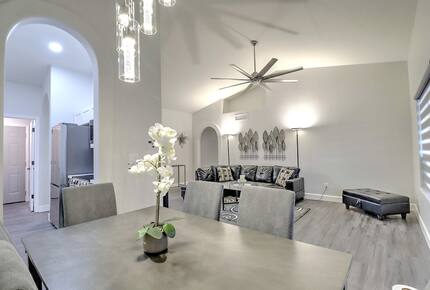 Stylish Arizona Escape Close to Events, Dining & Entertainment - Glendale, Arizona