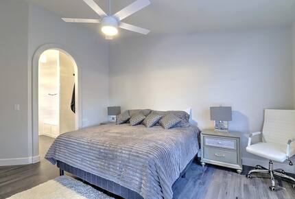 Stylish Arizona Escape Close to Events, Dining & Entertainment - Glendale, Arizona