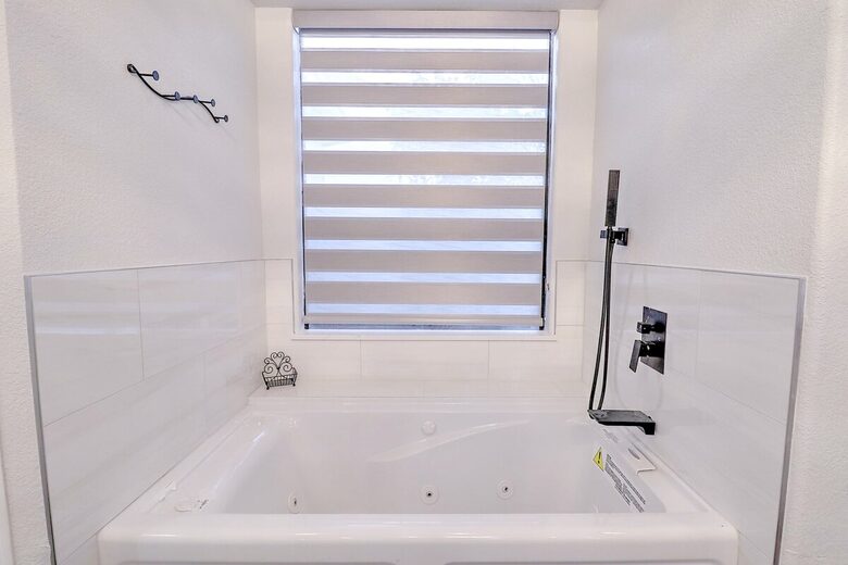 Stylish Arizona Escape Close to Events, Dining & Entertainment - Glendale, Arizona