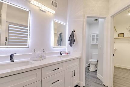 Stylish Arizona Escape Close to Events, Dining & Entertainment - Glendale, Arizona