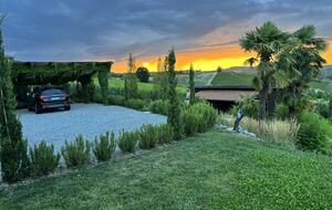 Elegant Italian Retreat Surrounded by Vineyards - Piana del Salto, Italy