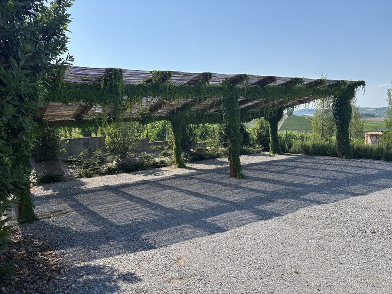 Elegant Italian Retreat Surrounded by Vineyards - Piana del Salto, Italy