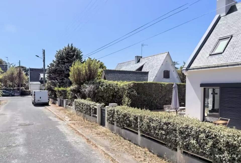 Coastal Charm Residence on the Côte d’Amour - Le Pouliguen, France