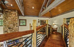 Blue Ridge Gem near Boone and Blowing Rock - Boone, North Carolina