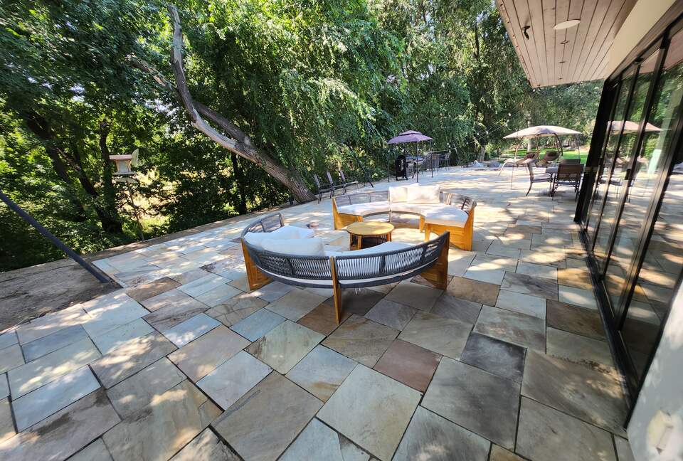 Graceful Living on Over Three Acres in Idaho Wine Country - Nampa, Idaho