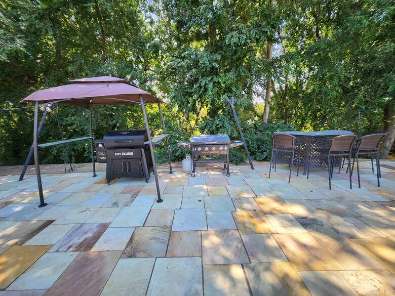 Graceful Living on Over Three Acres in Idaho Wine Country - Nampa, Idaho