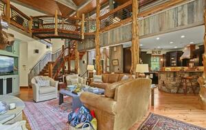 Blue Ridge Gem near Boone and Blowing Rock - Boone, North Carolina