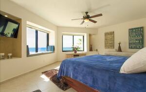 Oceanfront Horizon Escape - Cabo San Lucas, Mexico