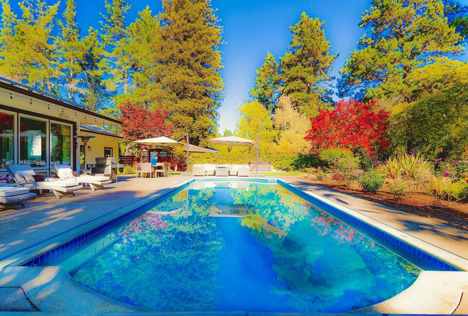 Sonoma Wine Country Estate - as seen on Emmy Award winning show Staycation! - Sebastopol, California