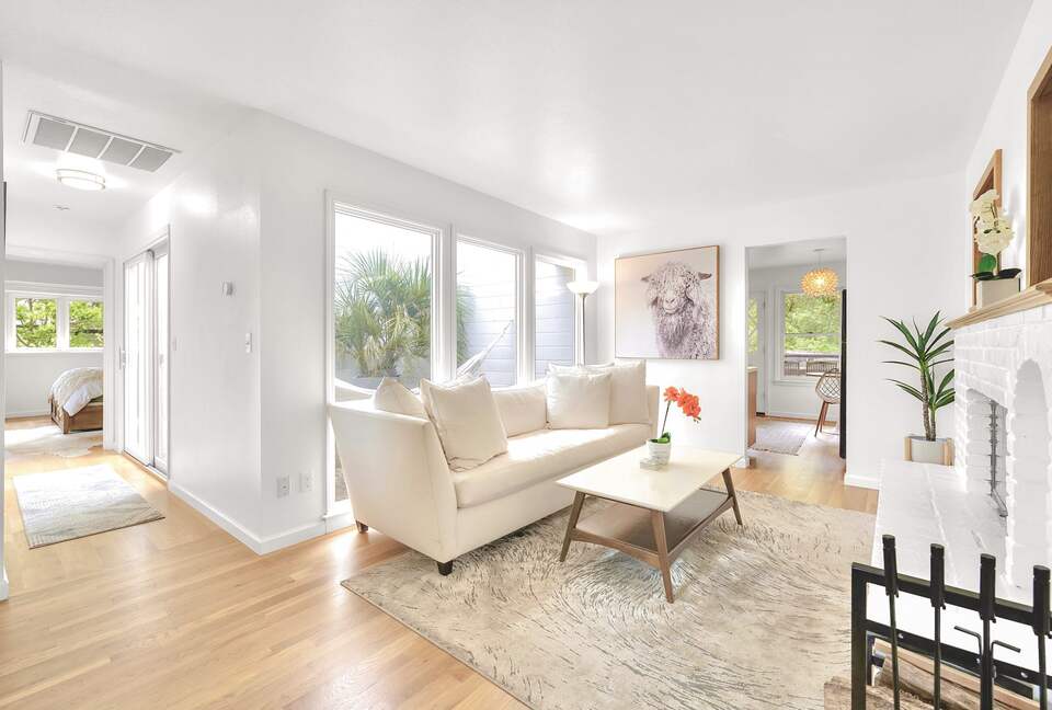 Sonoma Wine Country Estate - as seen on Emmy Award winning show Staycation! - Sebastopol, California