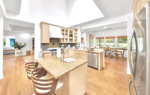 Sonoma Wine Country Estate - as seen on Emmy Award winning show Staycation! - Sebastopol, California