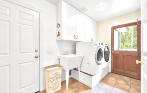 Sonoma Wine Country Estate - as seen on Emmy Award winning show Staycation! - Sebastopol, California