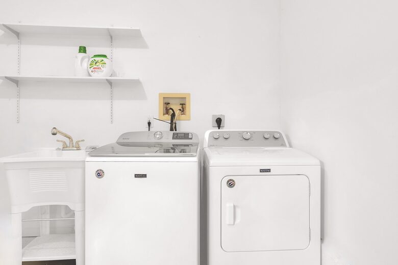 Sonoma Wine Country Estate - as seen on Emmy Award winning show Staycation! - Sebastopol, California