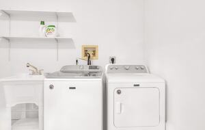 Sonoma Wine Country Estate - as seen on Emmy Award winning show Staycation! - Sebastopol, California