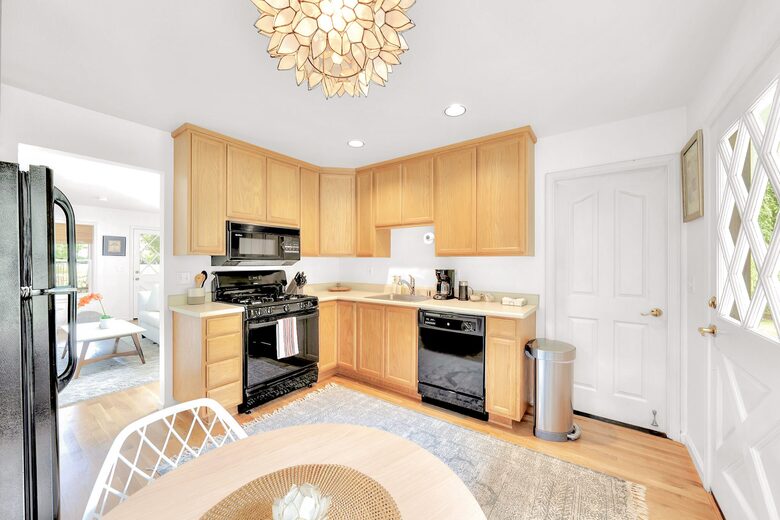 Sonoma Wine Country Estate - as seen on Emmy Award winning show Staycation! - Sebastopol, California