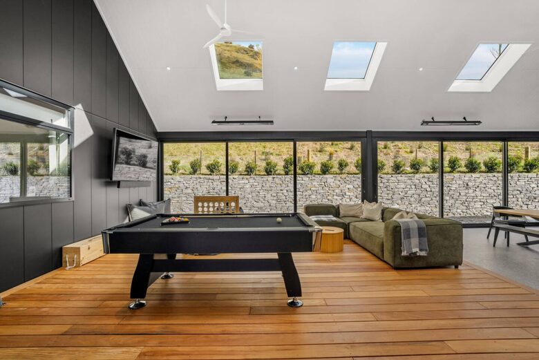 Summit Views | Ultra-Luxe Private Residence - Queenstown, New Zealand