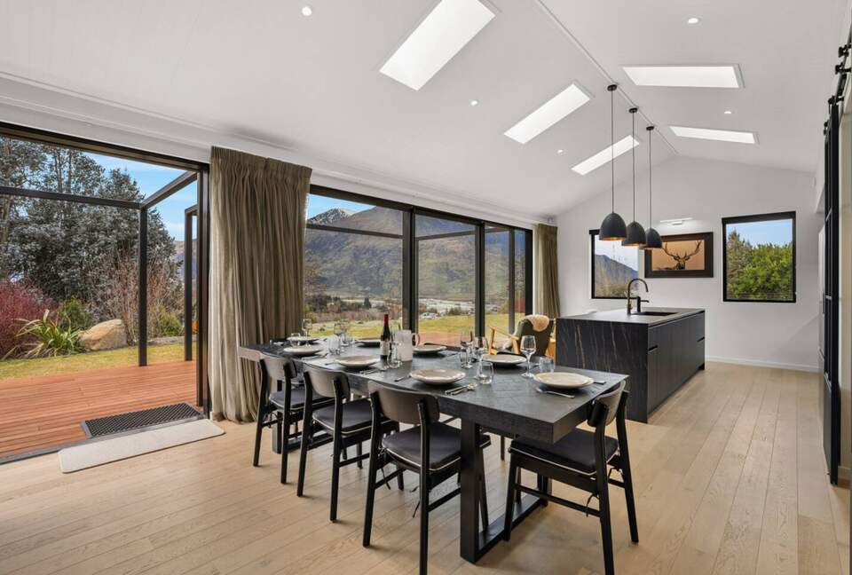 Summit Views | Ultra-Luxe Private Residence - Queenstown, New Zealand