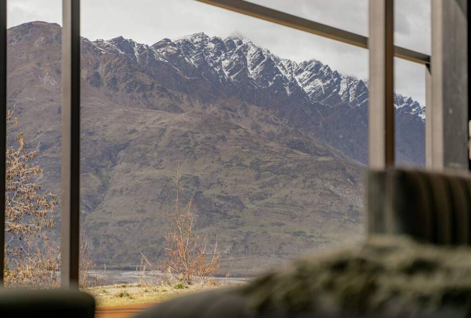 Summit Views | Ultra-Luxe Private Residence - Queenstown, New Zealand