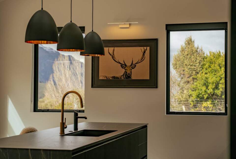 Summit Views | Ultra-Luxe Private Residence - Queenstown, New Zealand