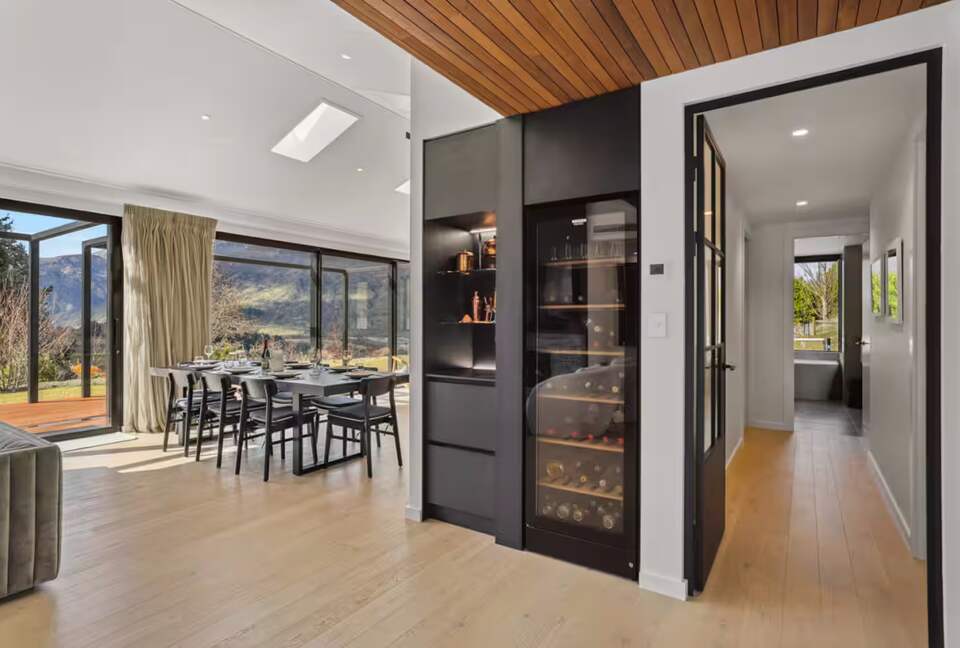 Summit Views | Ultra-Luxe Private Residence - Queenstown, New Zealand