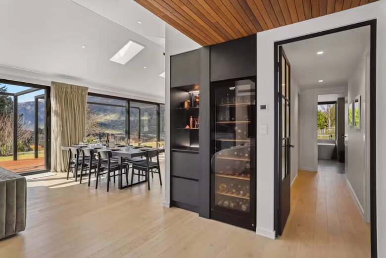Summit Views | Ultra-Luxe Private Residence - Queenstown, New Zealand