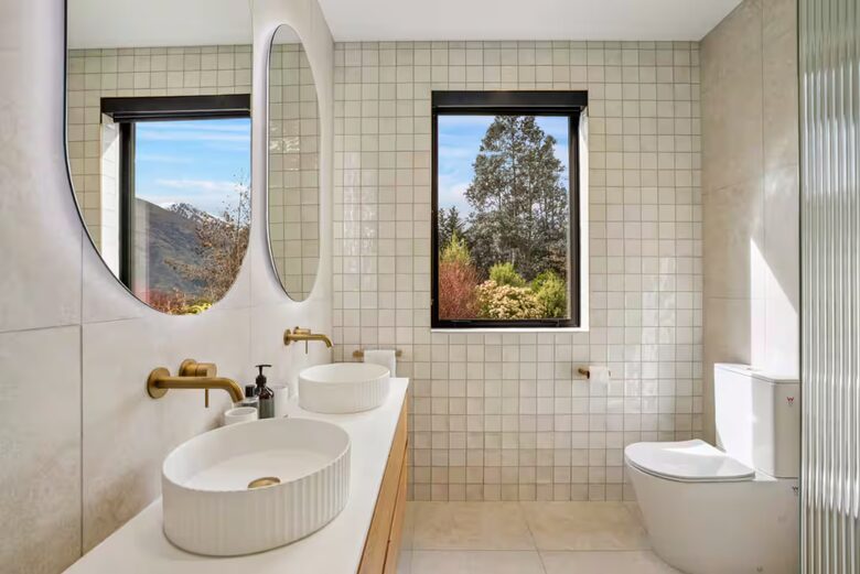Summit Views | Ultra-Luxe Private Residence - Queenstown, New Zealand