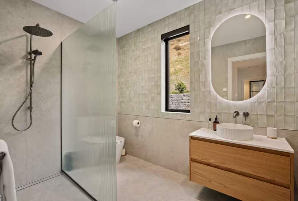 Summit Views | Ultra-Luxe Private Residence - Queenstown, New Zealand