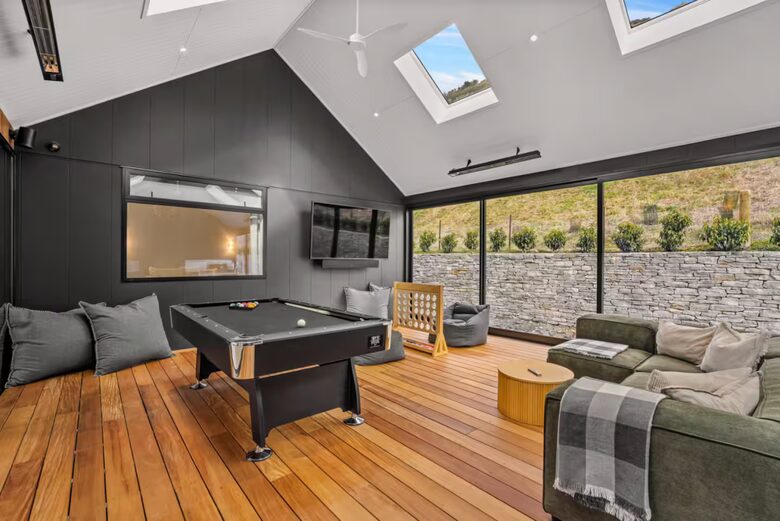 Summit Views | Ultra-Luxe Private Residence - Queenstown, New Zealand