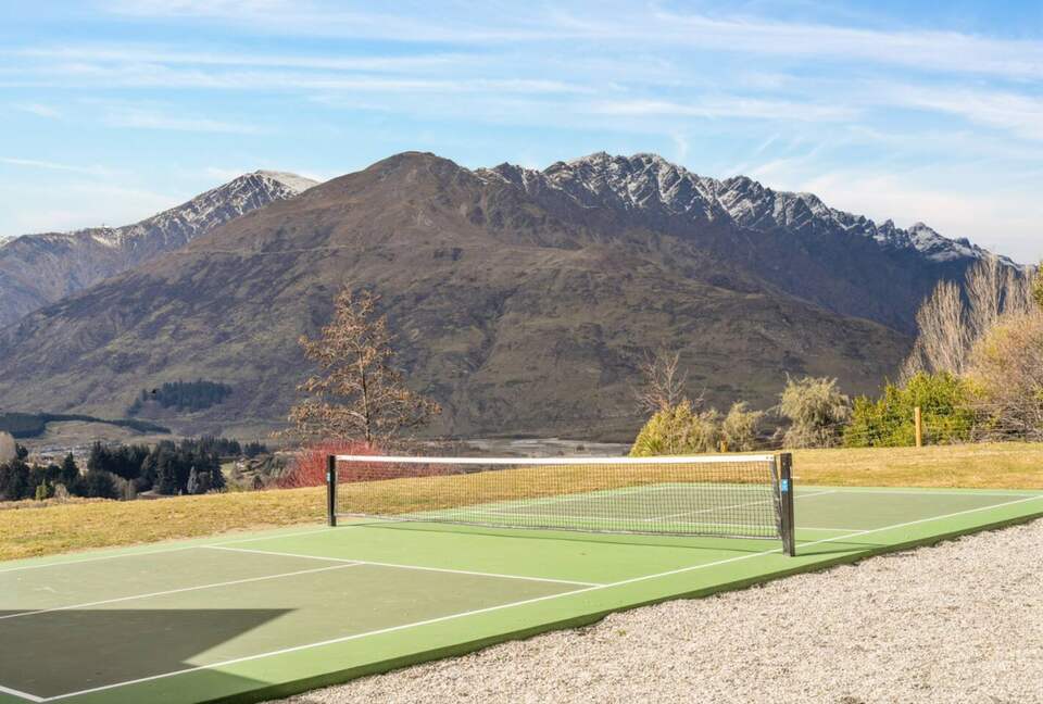 Summit Views | Ultra-Luxe Private Residence - Queenstown, New Zealand