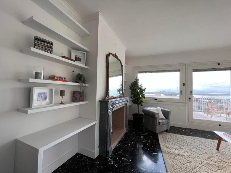 Charming Apartment with Sea and City Views - Cagliari, Italy