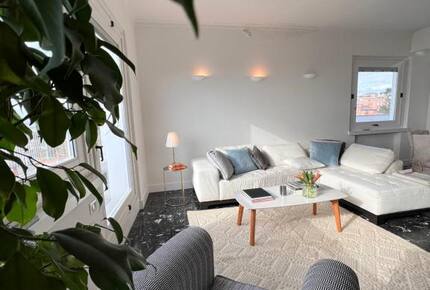 Charming Apartment with Sea and City Views - Cagliari, Italy