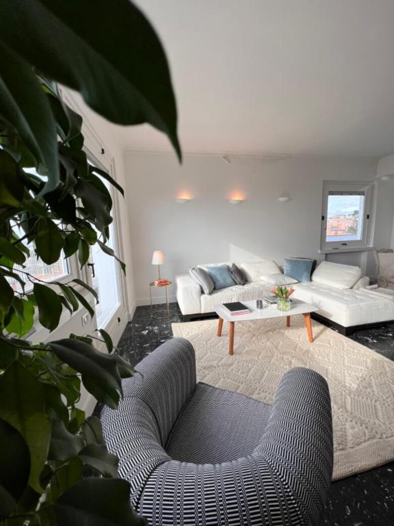 Charming Apartment with Sea and City Views - Cagliari, Italy