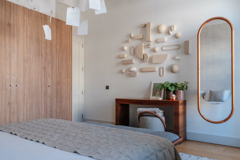 Refined Lisbon Oasis with Private Pool and Garden - Lisbon, Portugal