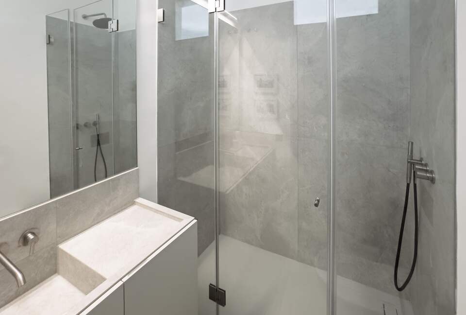 Refined Lisbon Oasis with Private Pool and Garden - Lisbon, Portugal