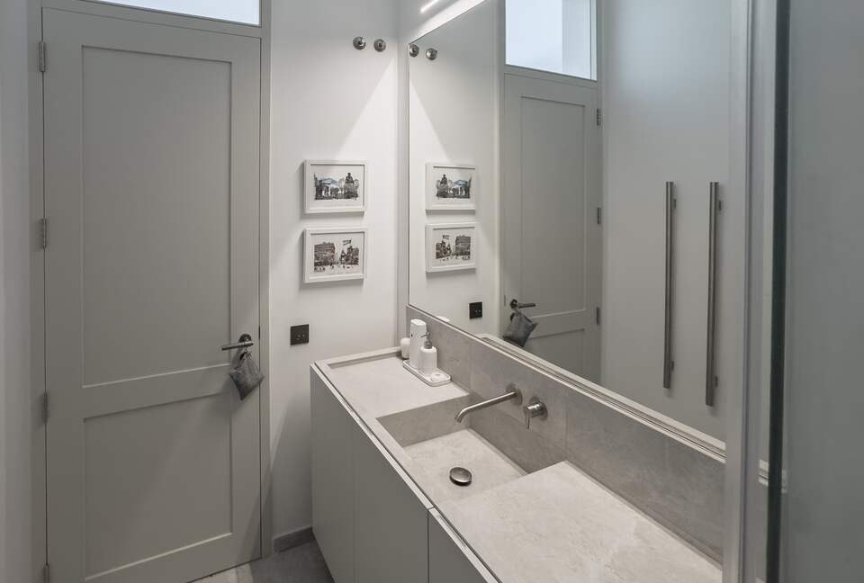 Refined Lisbon Oasis with Private Pool and Garden - Lisbon, Portugal