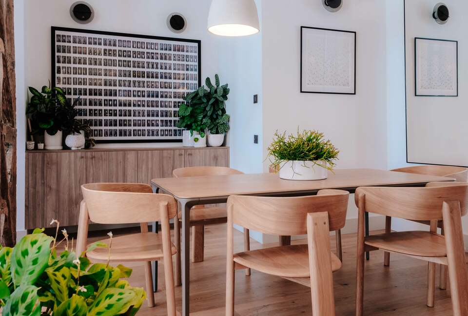 Refined Lisbon Oasis with Private Pool and Garden - Lisbon, Portugal