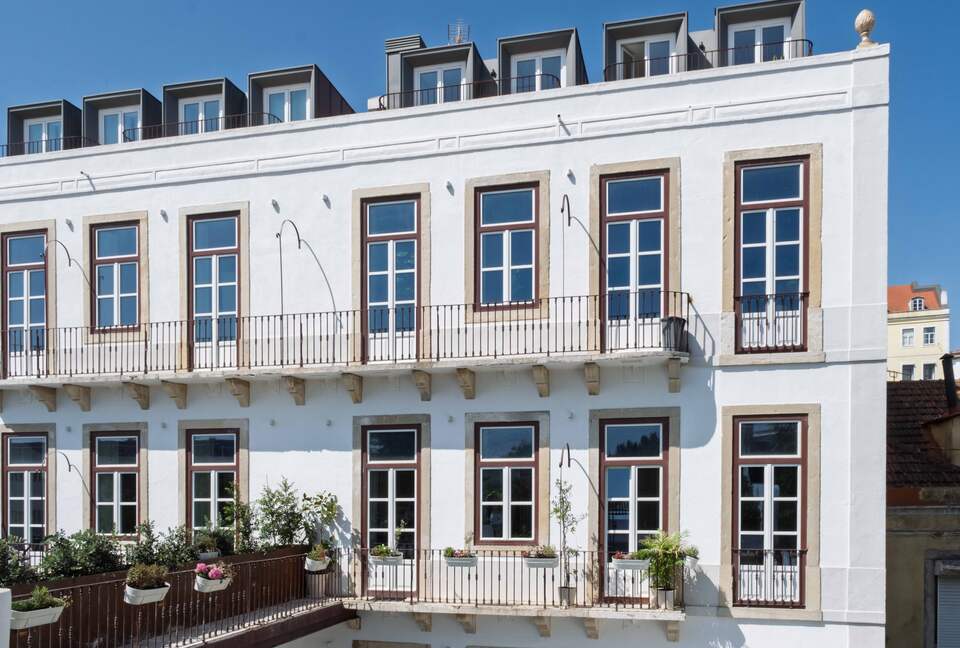 Refined Lisbon Oasis with Private Pool and Garden - Lisbon, Portugal