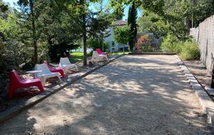 Elegant Hillside Retreat in Aix-en-Provence - Aix-en-Provence, France