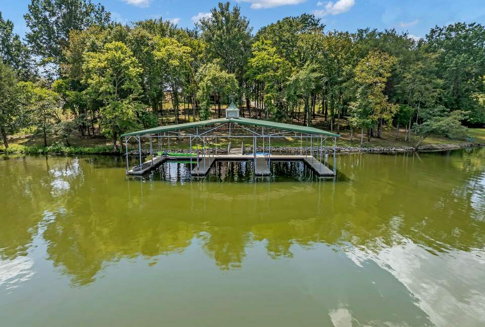 Old Hickory Nashville Lakefront Escape - Gallatin, Tennessee