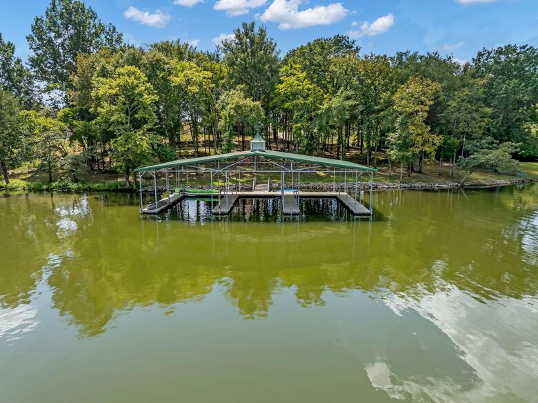 Old Hickory Nashville Lakefront Escape - Gallatin, Tennessee