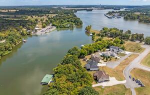 Old Hickory Nashville Lakefront Escape - Gallatin, Tennessee