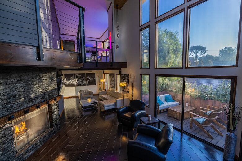 Smart Home Retreat Surrounded by Box Canyon Beauty - Los Angeles County, California