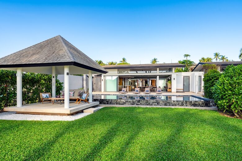 Elegant 5-Bedroom Beachfront Escape in Natai - Khok Kloi, Thailand