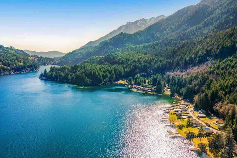 Lake Sutherland Hideaway with Mountain Views - Port Angeles, Washington