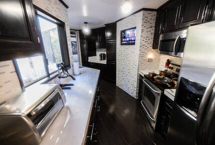 Smart Home Retreat Surrounded by Box Canyon Beauty - Los Angeles County, California