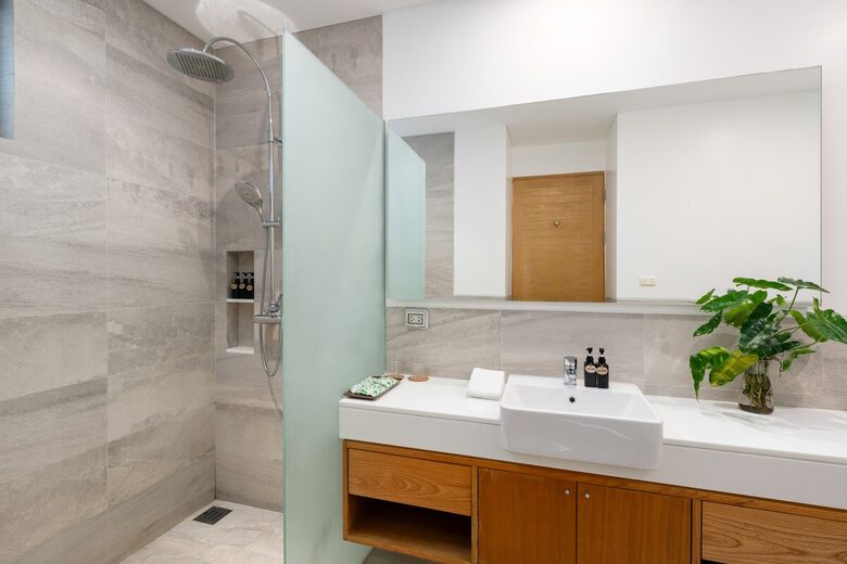 Elegant 5-Bedroom Beachfront Escape in Natai - Khok Kloi, Thailand