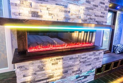 Smart Home Retreat Surrounded by Box Canyon Beauty - Los Angeles County, California