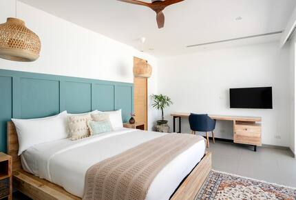 Elegant 5-Bedroom Beachfront Escape in Natai - Khok Kloi, Thailand