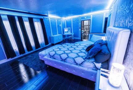 Smart Home Retreat Surrounded by Box Canyon Beauty - Los Angeles County, California